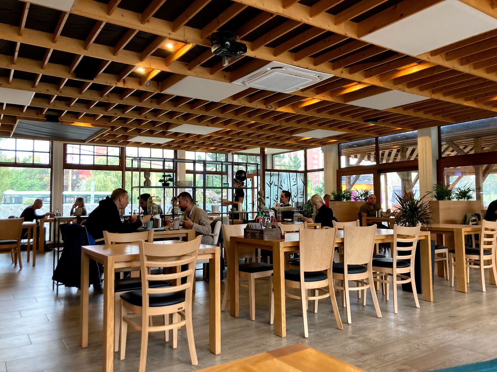 Mango reštaurácia, sushi & bar Košice