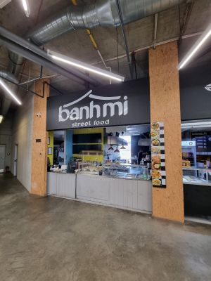 Banh mi street food